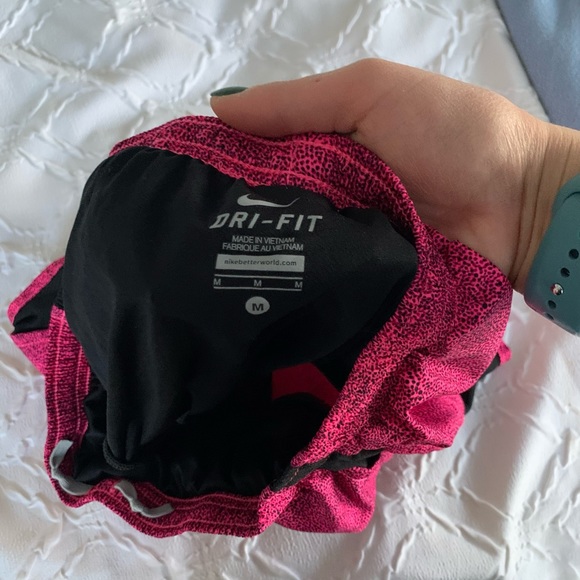 Nike dri fit athletic shorts - Picture 3 of 4